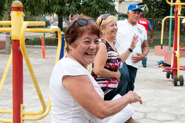 Diseñan actividades físico-recreativas para adulto mayor en Nueva Paz