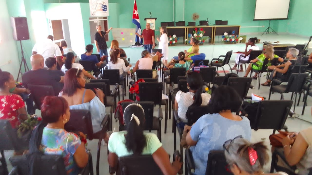 Taller Una mirada al desarrollo local desde la municipalización: experiencia de Santa Cruz del Norte