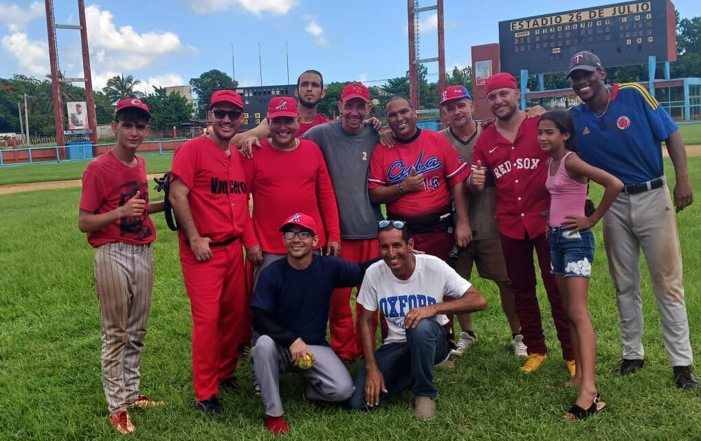 Vaqueros darán batalla en la Ciudad de los Parques en el Softball de la Prensa