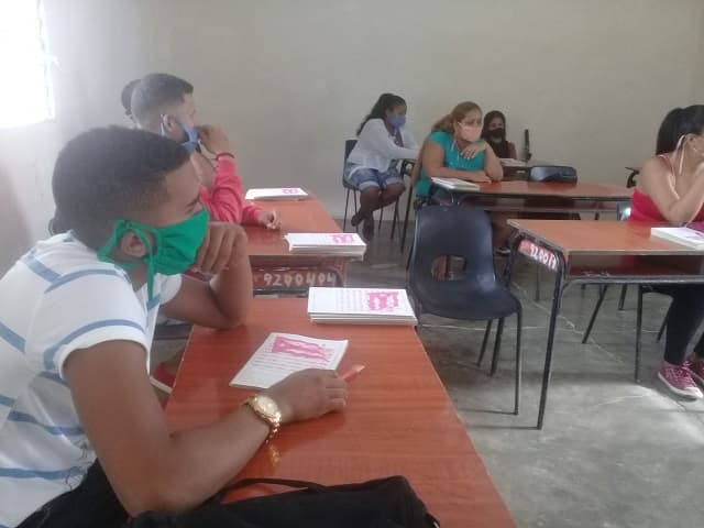 Todos los jóvenes y obreros con 17 años o más podrán continuar sus estudios pre-universitarios en este centro. Foto: Archivo