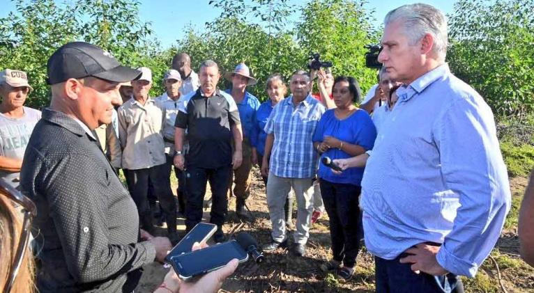 Recorre Presidente de Cuba provincia afectada por tormenta tropical