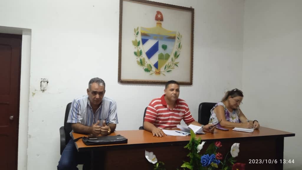 Capacitan en Jaruco a delegados de Asamblea Municipal