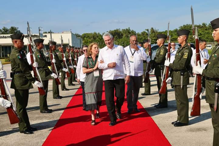 Díaz-Canel regresa a la Patria