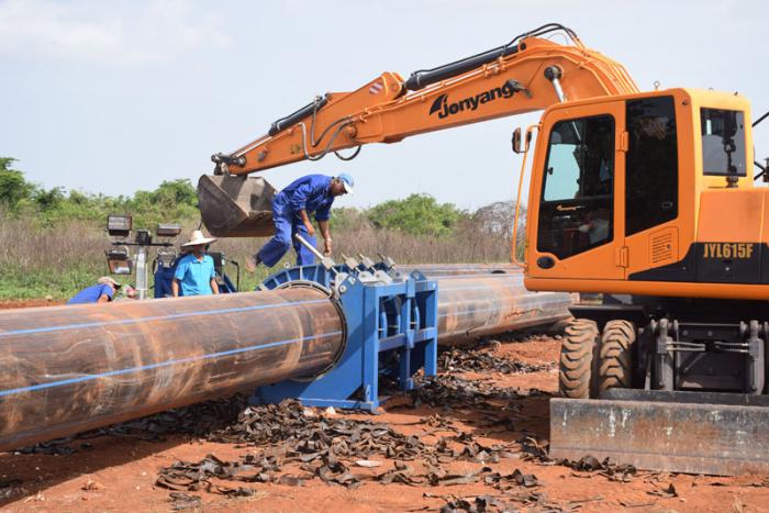 Ejecutan millonarias inversiones en el sector hidráulico.