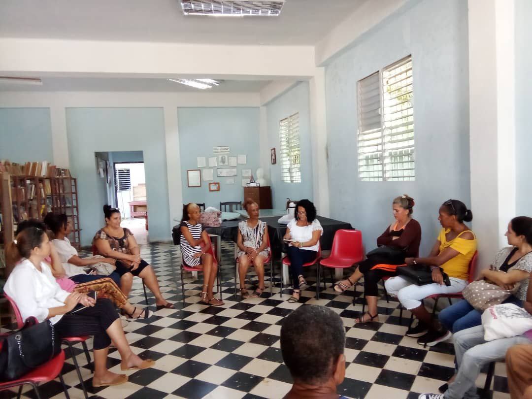 Realizan Caté Literario en Biblioteca Municipal de Jaruco