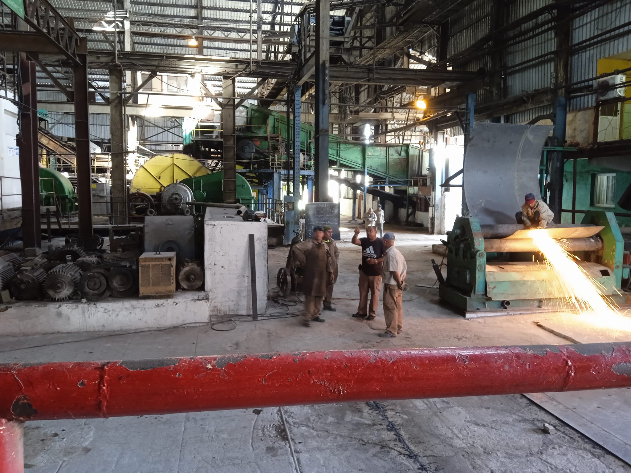 Evalúan estado técnico del equipamiento industrial en el ingenio de Madruga