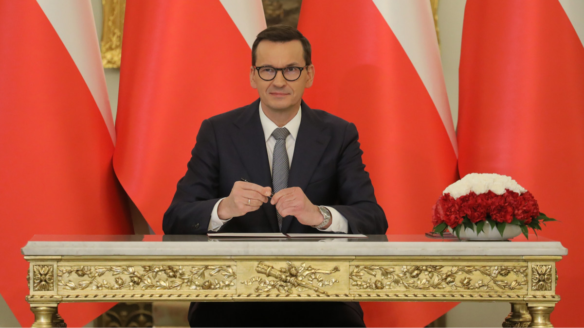 Presta juramento nuevo gobierno de Polonia