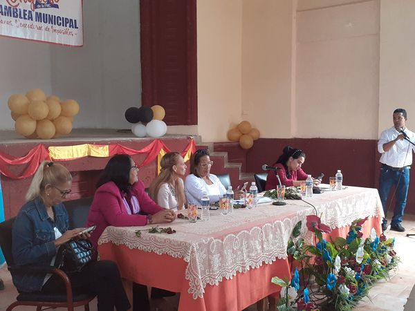 Celebran Asamblea XI Congreso de la Federación de Mujeres Cubanas en Bejucal