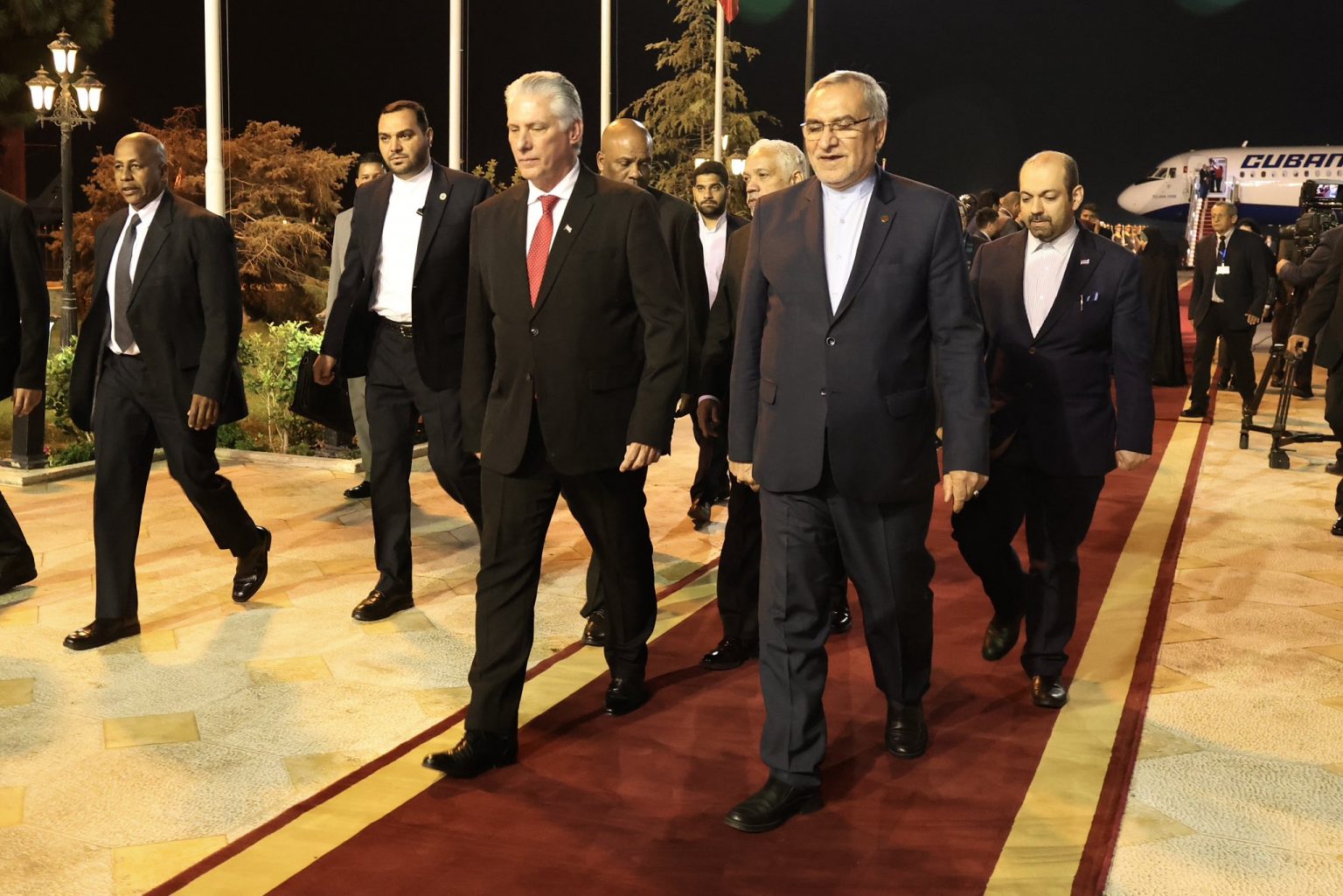 Presidente de Cuba inicia actividades oficiales en visita a Irán