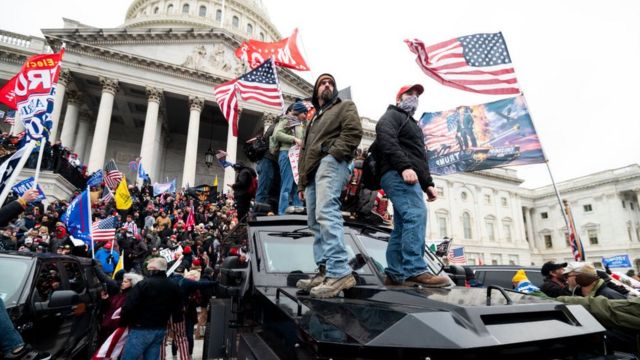 Asalto a Capitolio de EEUU, tres años después late violencia política