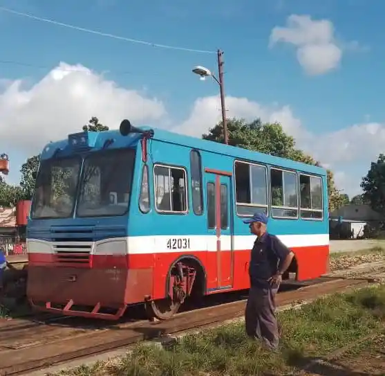 Proyecto Ferrobus: para que no se detengan las ruedas.