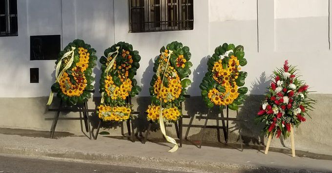 Homenaje de la FEU a mártires del 13 de marzo.