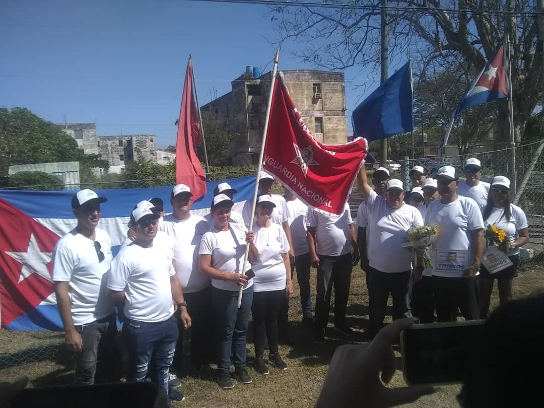 Recibe condición Colectivo Vanguardia Nacional Escuela de Educación Vial y Conducción Mayabeque.