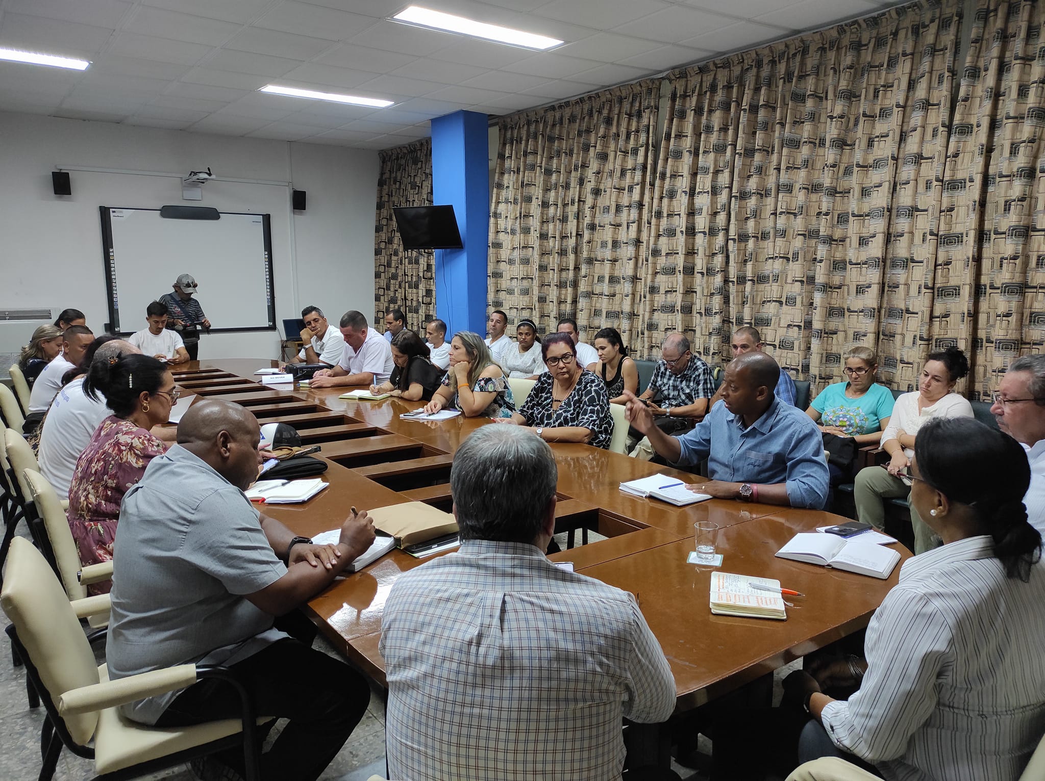 En favor del desarrollo científico e investigativo