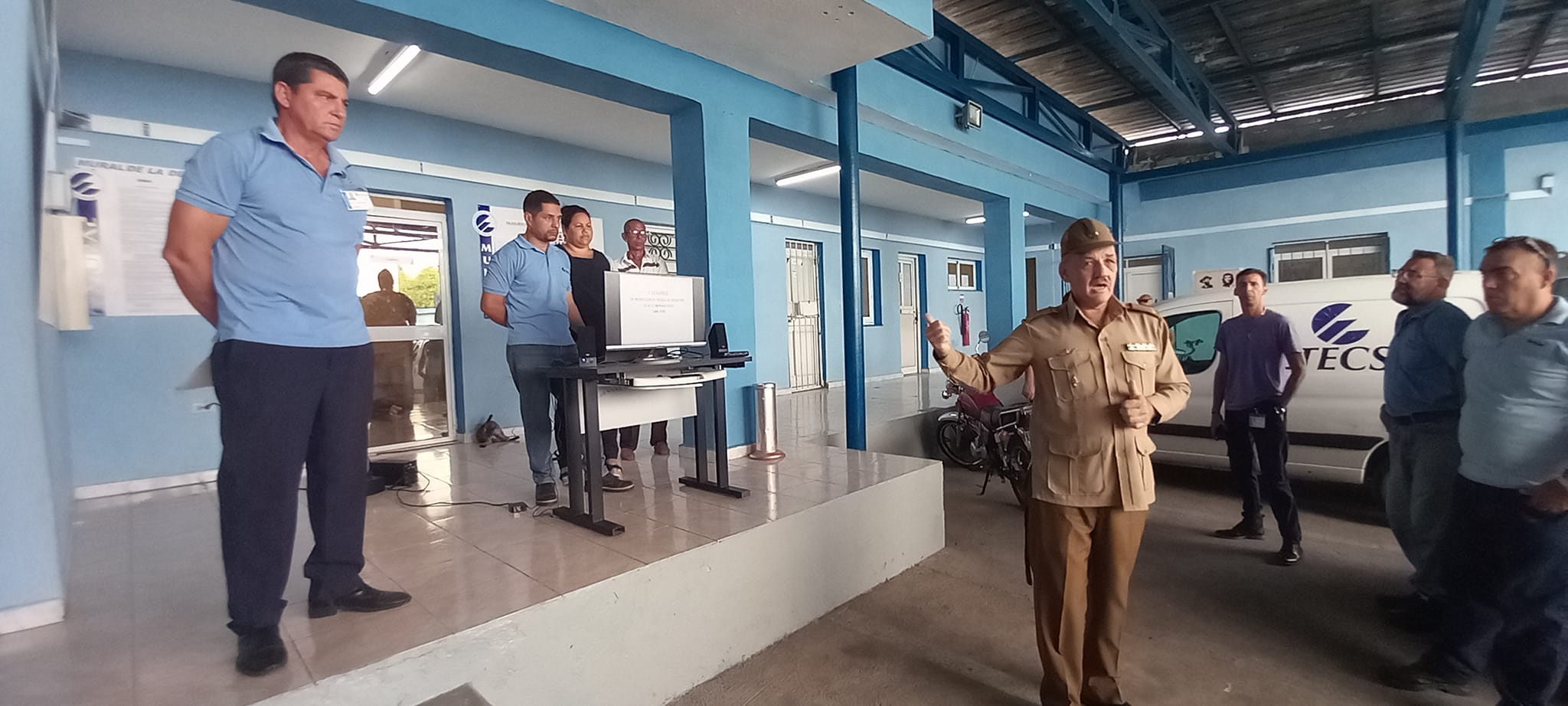 Charlas y ejercicios prácticos para prevención de riesgos y desastres en ETECSA Mayabeque
