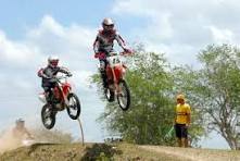 Rugen las motos en Pinar