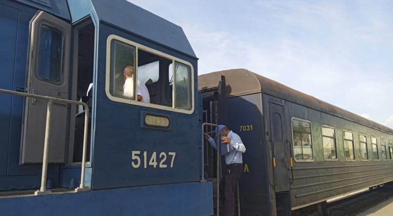 Restableció su servicio tren Pinar del Río- La Habana. Foto: Diario Venceramos