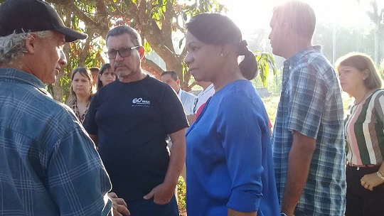 Reconocen a productor lajero