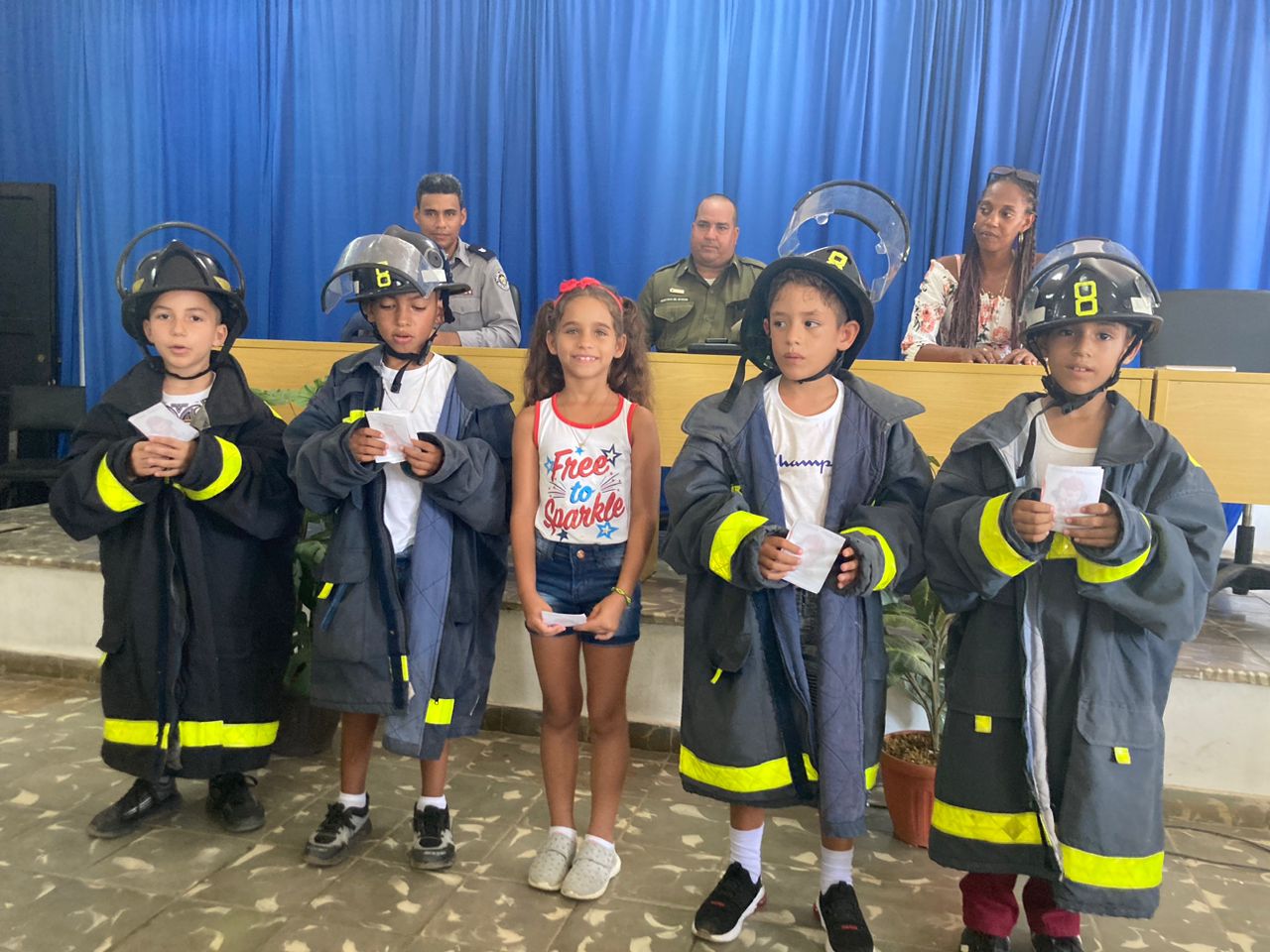 Premian en Jaruco a ganadores del concurso “Bombero Voluntario Soy”