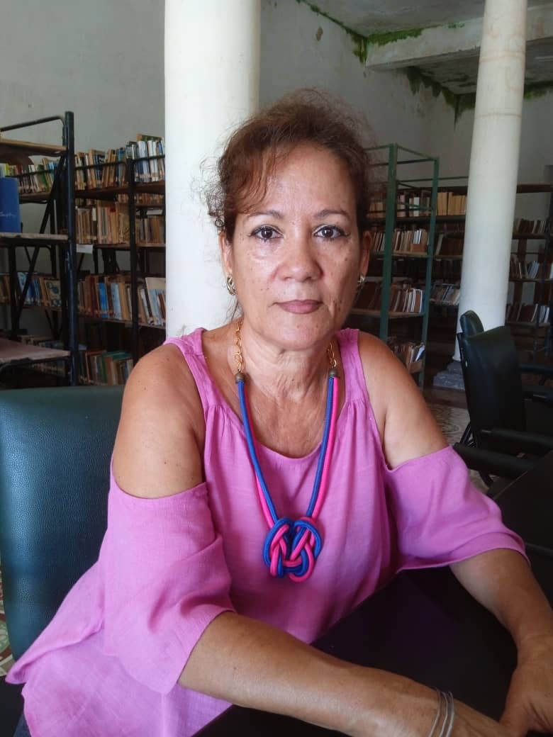 Magalis Rodríguez Hernández, bibliotecaria de profesión y corazón. Foto: Cortesía de la autora