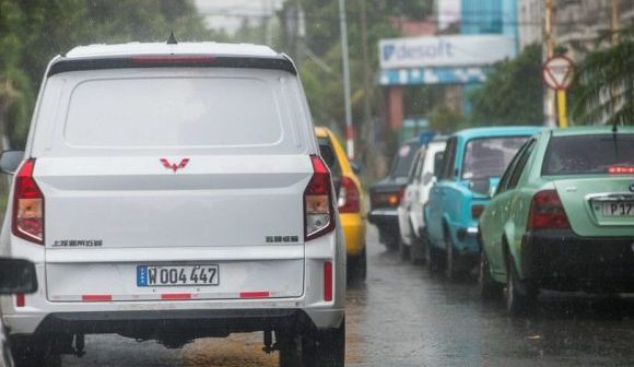 Cuba aprueba a connacionales importación de medios de transporte. Foto: Prensa Latina