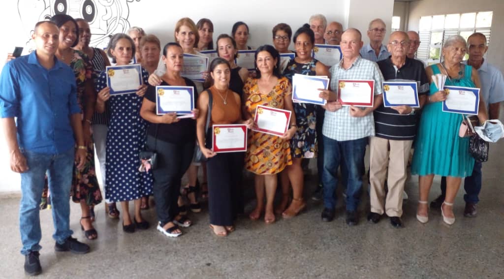 15 años de creación y compromiso