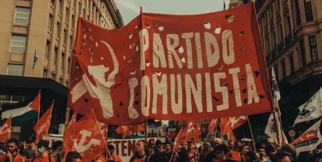 Comunistas argentinos celebran reelección de Maduro en Venezuela