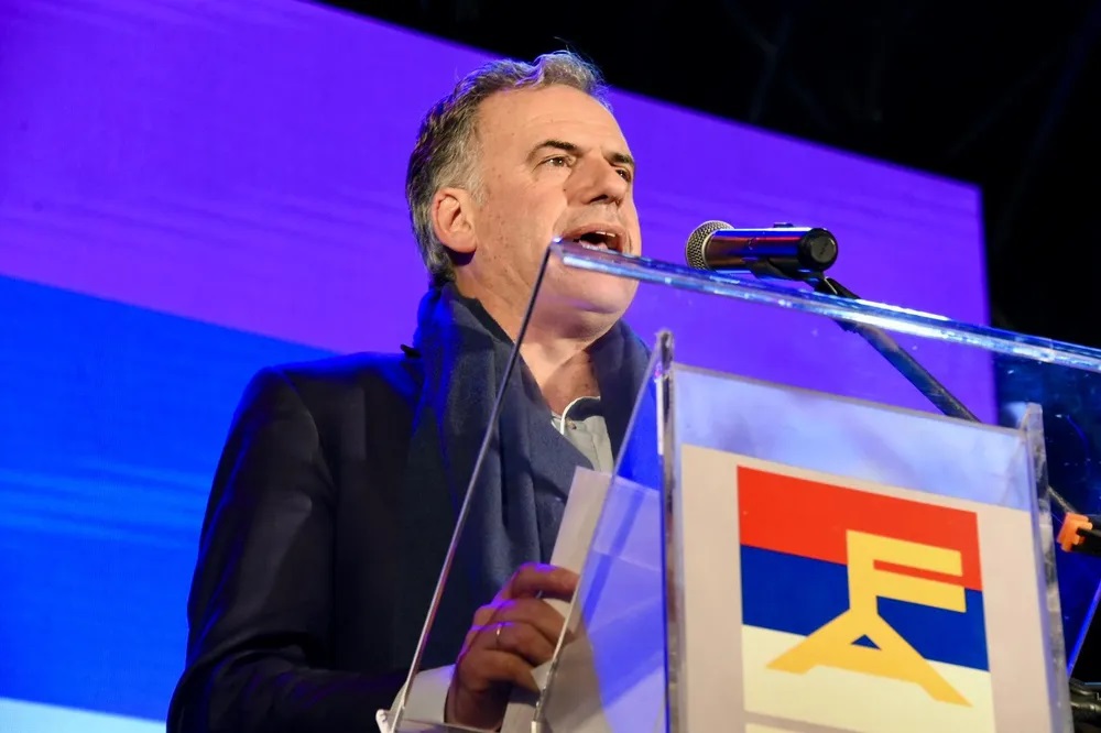 Frente Amplio marca paso para volver al poder en Uruguay