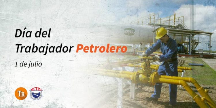 Celebran acto nacional por el día del trabajador petrolero