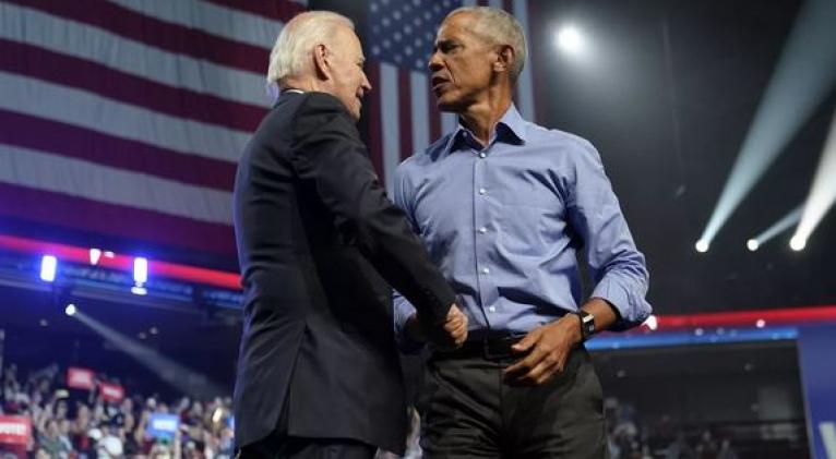 Obama evita respaldar a Kamala y pide "crear un proceso del que surja un candidato sobresaliente"