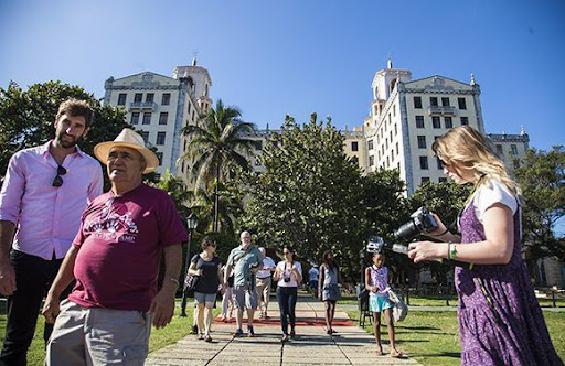 Crece ingreso a Cuba de turistas canadienses