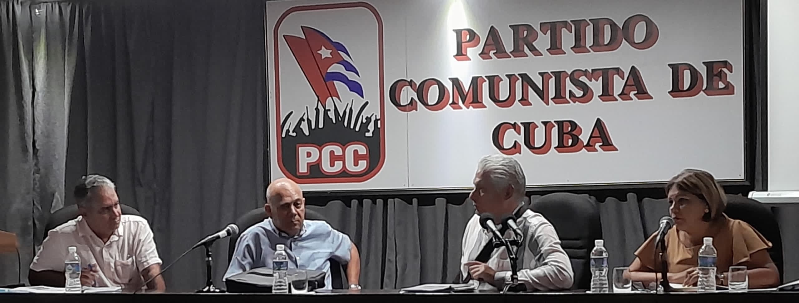 Llamó Díaz-Canel a consolidar la unidad