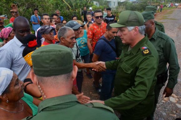Díaz-Canel en Guantánamo: “Ni solos ni abandonados; Cuba está en función de ustedes”