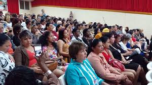 Por el beneficio de la mujer