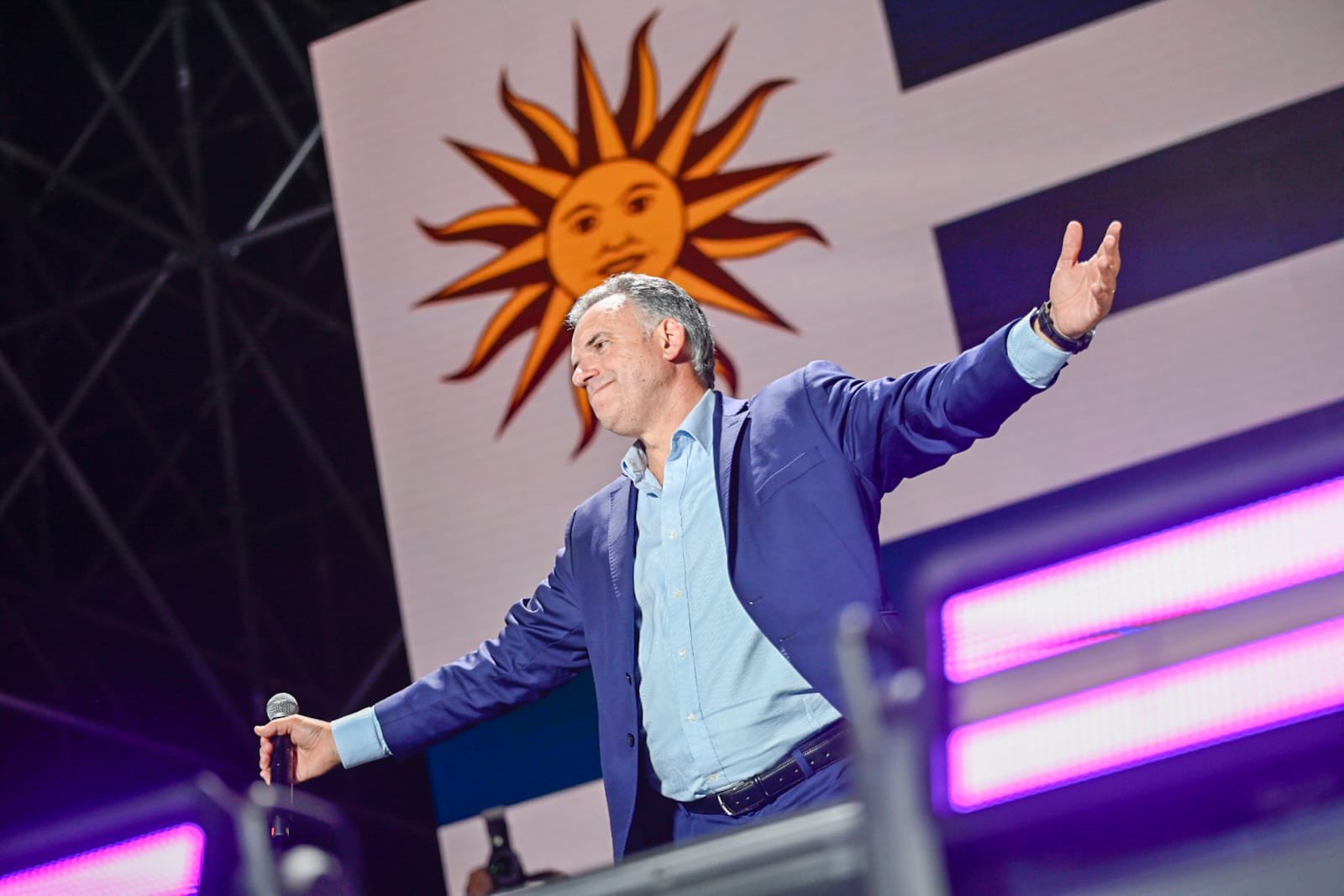 Sin tiempo para el descanso reinicia campaña electoral en Uruguay. Foto: Prensa Latina