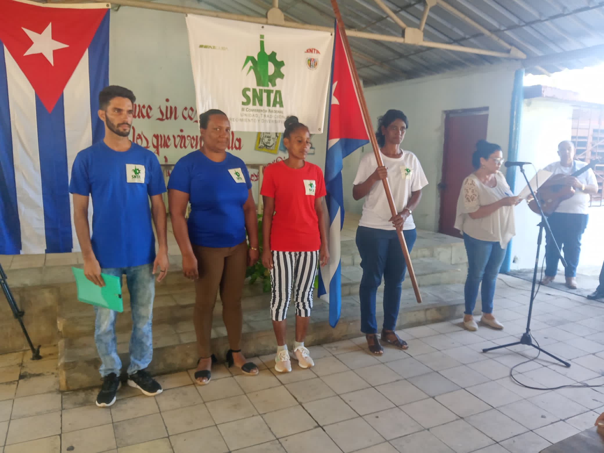 Abanderada delegación azucarera a la Tercera Conferencia Nacional
