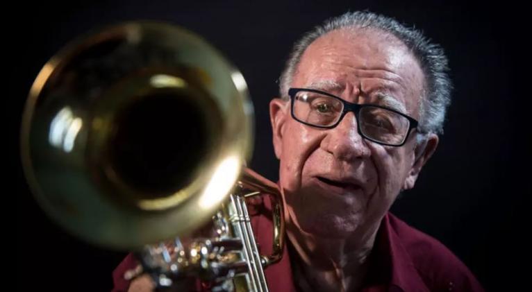 Muere en Cuba Manuel "Guajiro" Mirabal, la trompeta de oro del Buena Vista