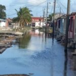 Ligeras inundaciones en el Surgidero de Batabanó. Foto: Yuniasky Crespo Baquero