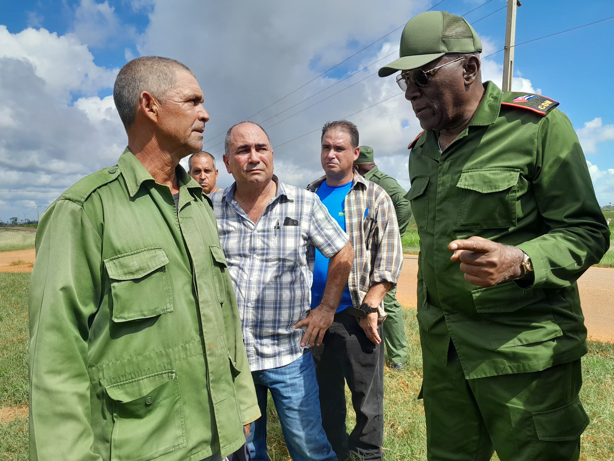 Recorre Salvador Valdés Mesa áreas productivas de Batabanó en proceso de recuperación