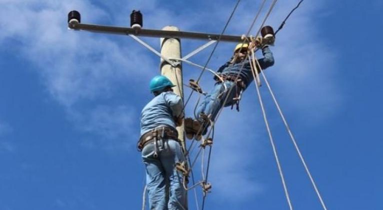 Eléctricos de todo el país en la recuperación de zona occidental.