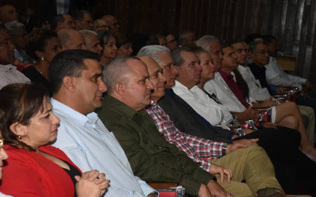 Celebran aniversario 66 del triunfo de la Revolución Cubana. Foto: Radio Habana Cuba