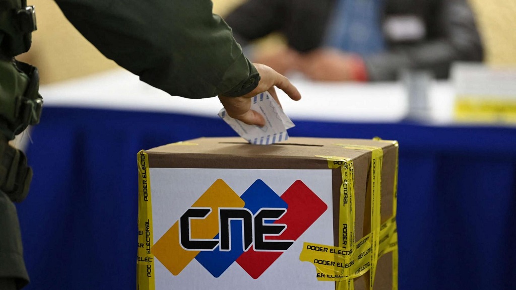 Venezuela inicia distribución de material para elegir Jueces de Paz