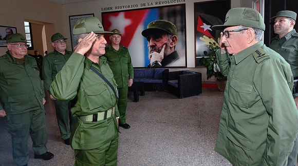 Bastión 2024: Raúl y Díaz-Canel visitaron el Puesto de Mando del Ejército Occidental