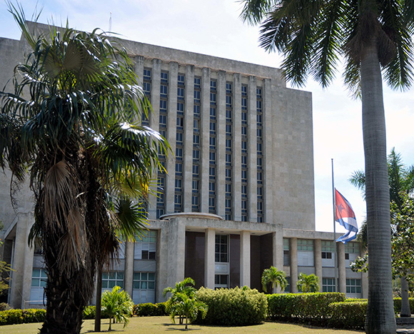 Decretan duelos oficial y nacional en Cuba