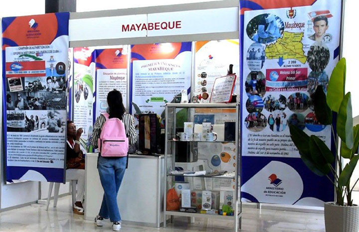 Promueve Mayabeque trabajo con estudiantes autistas. Foto: Agencia Cubana de Noticias