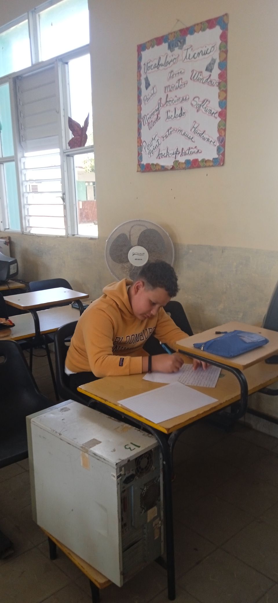 Estudiantes de la enseñanza primaria de Güines participaron en concurso nacional de español _ literatura