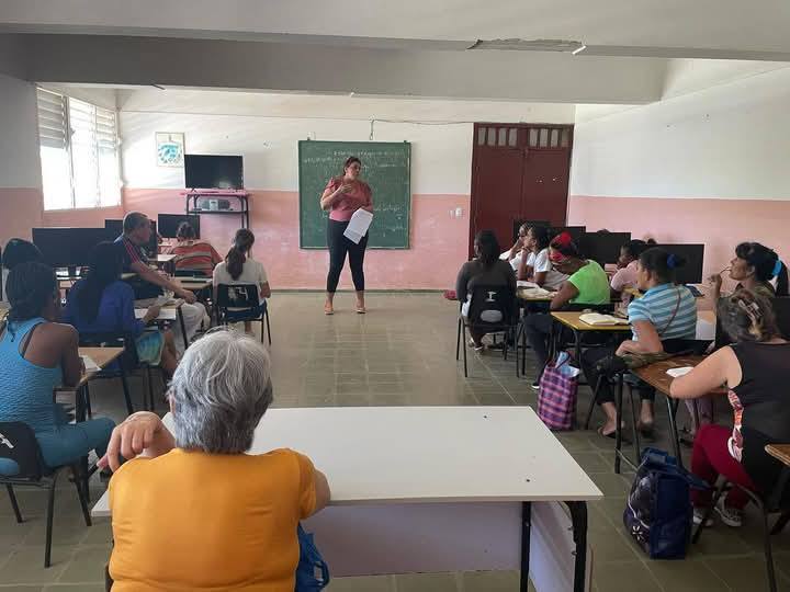 Examinan plan de la economía y presupuesto del Estado en sindicatos de Jaruco. Radio Jaruco