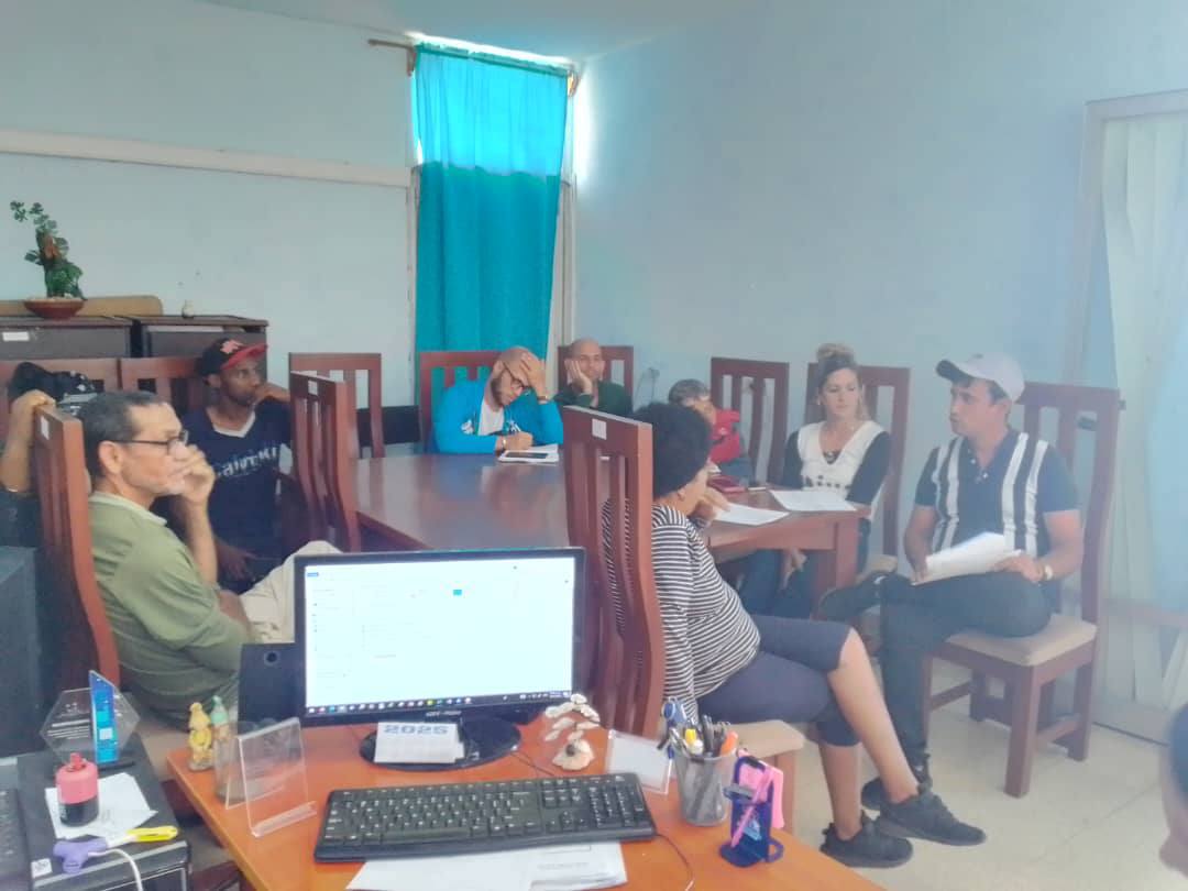 Analizan funcionamiento sindical en Joven Club Mayabeque.