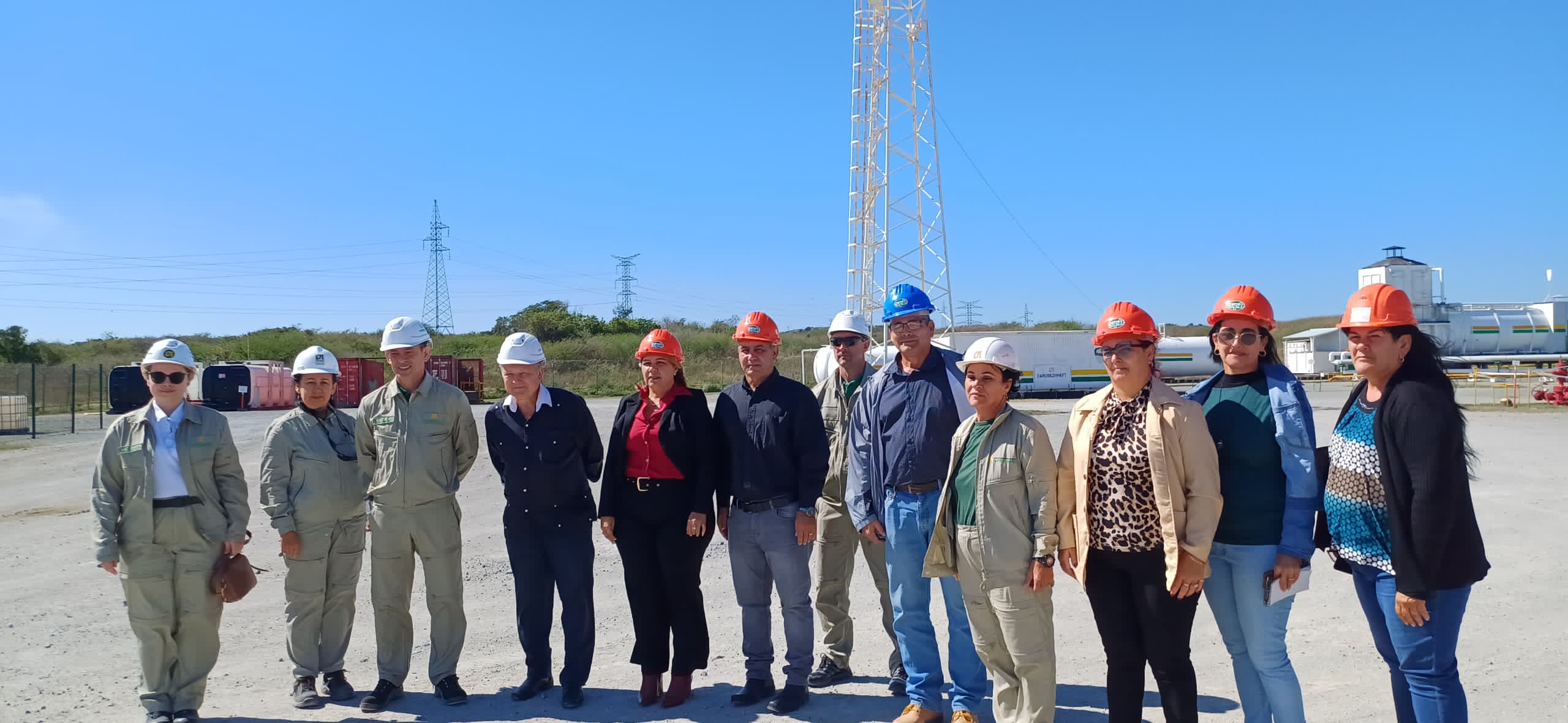 Visita embajador ruso centros de interés económicos y turísticos en Mayabeque