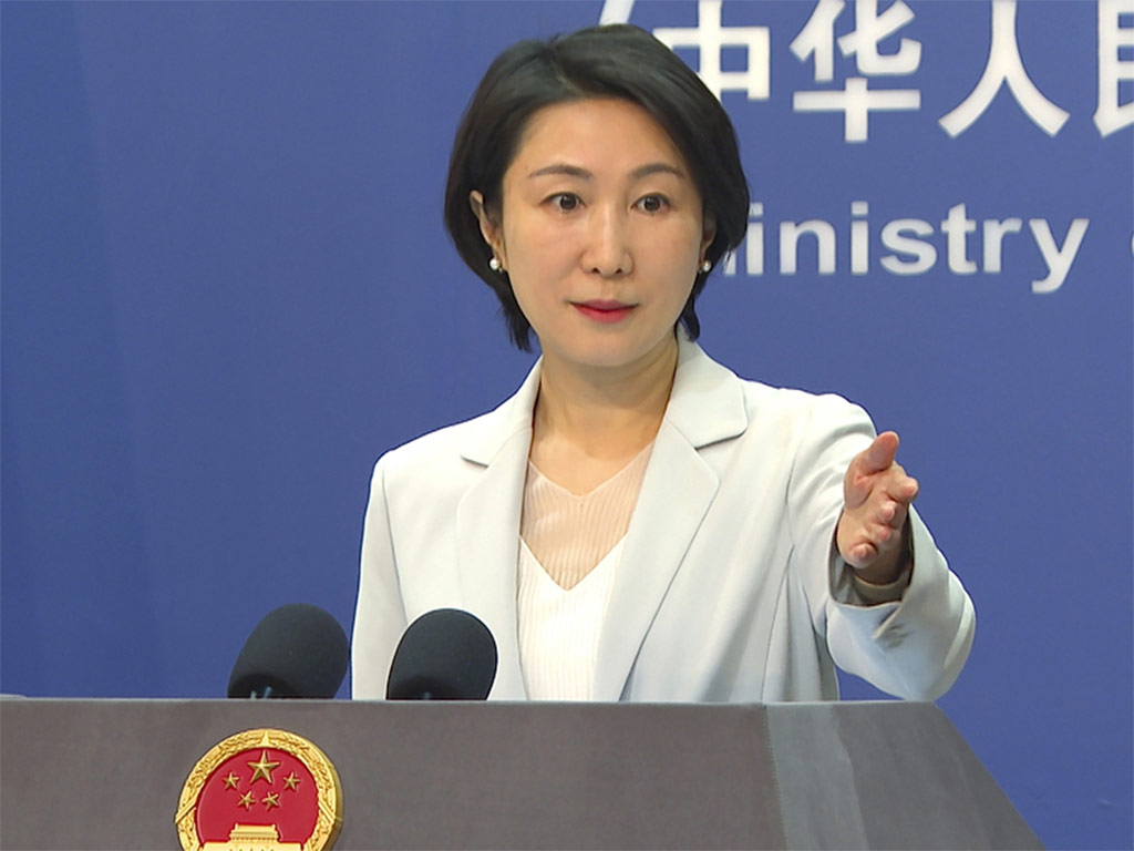 China rechaza medidas de EEUU contra misiones médicas de Cuba